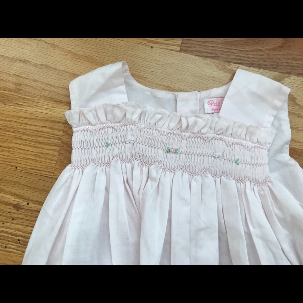 Petit Ami two piece smocked outfit 2t